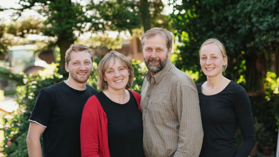 Marek, Ute, Erdmann Voss und Madeleine Köstervom Erdmannshof