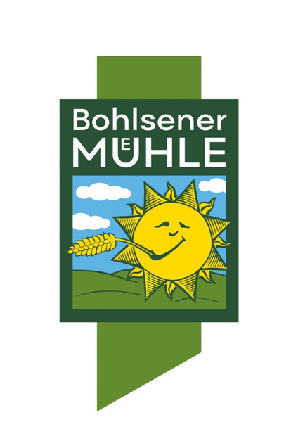Grünes Logo mit lächelnder Sonne und "Bohlsener Mühle" Text.